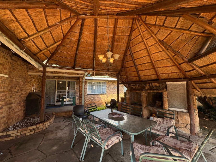 3 Bedroom Property for Sale in Vaalpark Free State